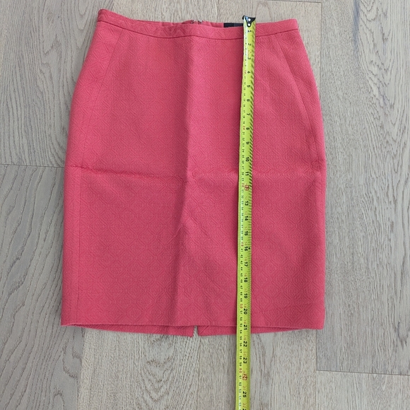 Skirt - Picture 2 of 5